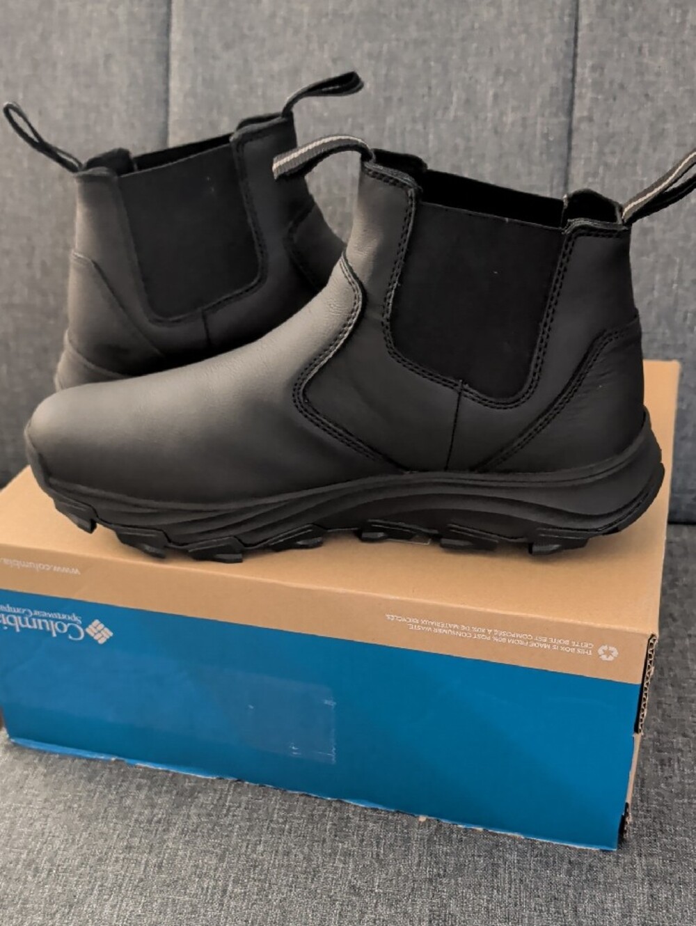 Columbia Men's Adventurer Chelsea Boots - Picture 3 of 6